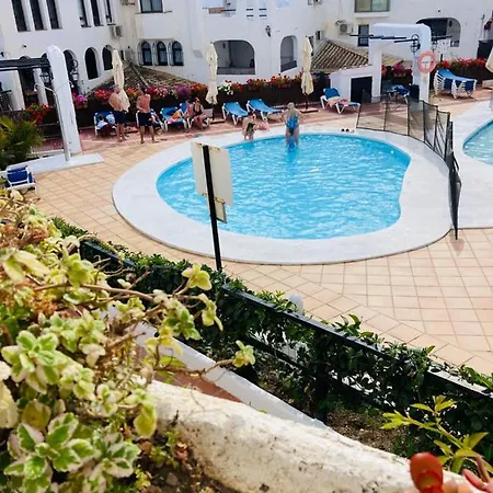 Pool Views Pueblo Evita Lägenhet Benalmádena